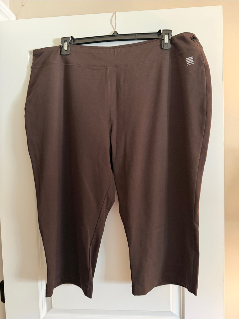 Lands' End Cropped Ponte Capri Pants in Chocolate Brown